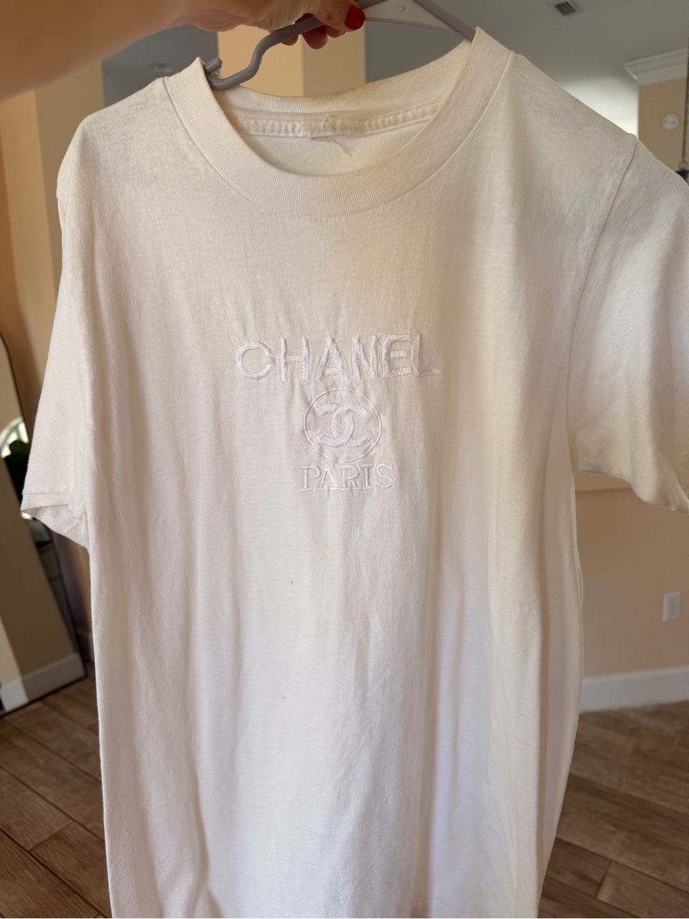 Bootleg CHANEL tshirt - Picture 4 of 5
